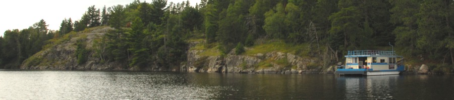 Houseboat moored near Martin Island bimage116150 keywords: 