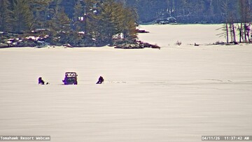 Lake of the Woods Webcam, Sat, 11 Apr 2026 16:37:43 GMT