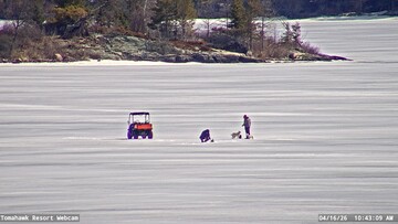 Lake of the Woods Webcam, Thu, 16 Apr 2026 15:43:10 GMT