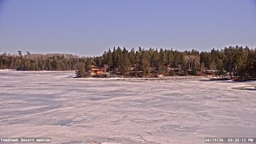 Lake of the Woods Webcam, Sun, 19 Apr 2026 20:26:16 GMT